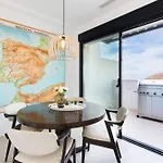 Dom wakacyjny Stunning House With Private Jacuzzi And Sea Views Malaga