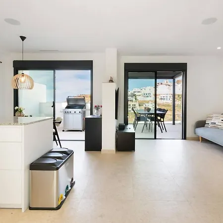 Stunning House With Private Jacuzzi And Sea Views *